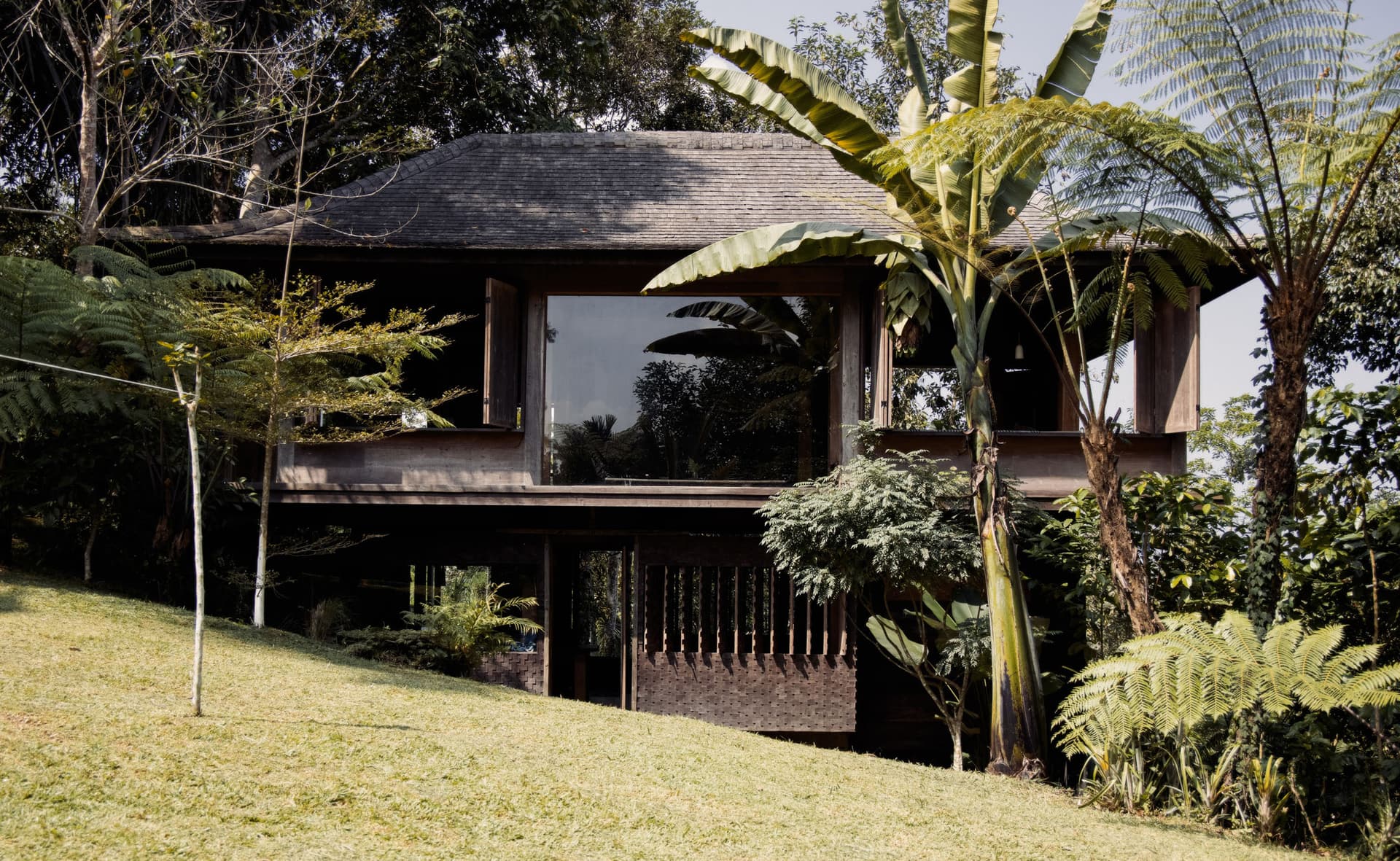 Tian Taru studio in the jungle